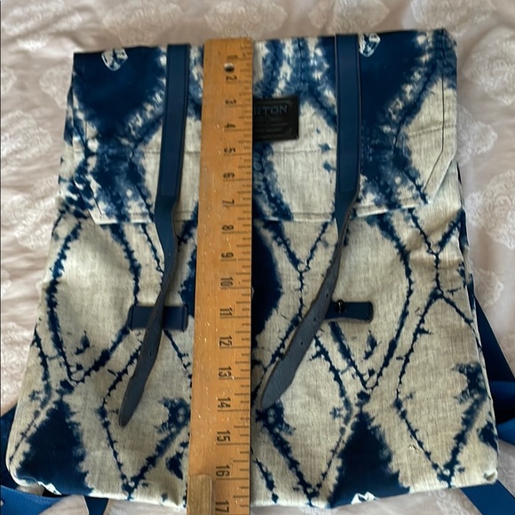 Burton Blue Tie-Dye Backpack - Picture 4 of 9
